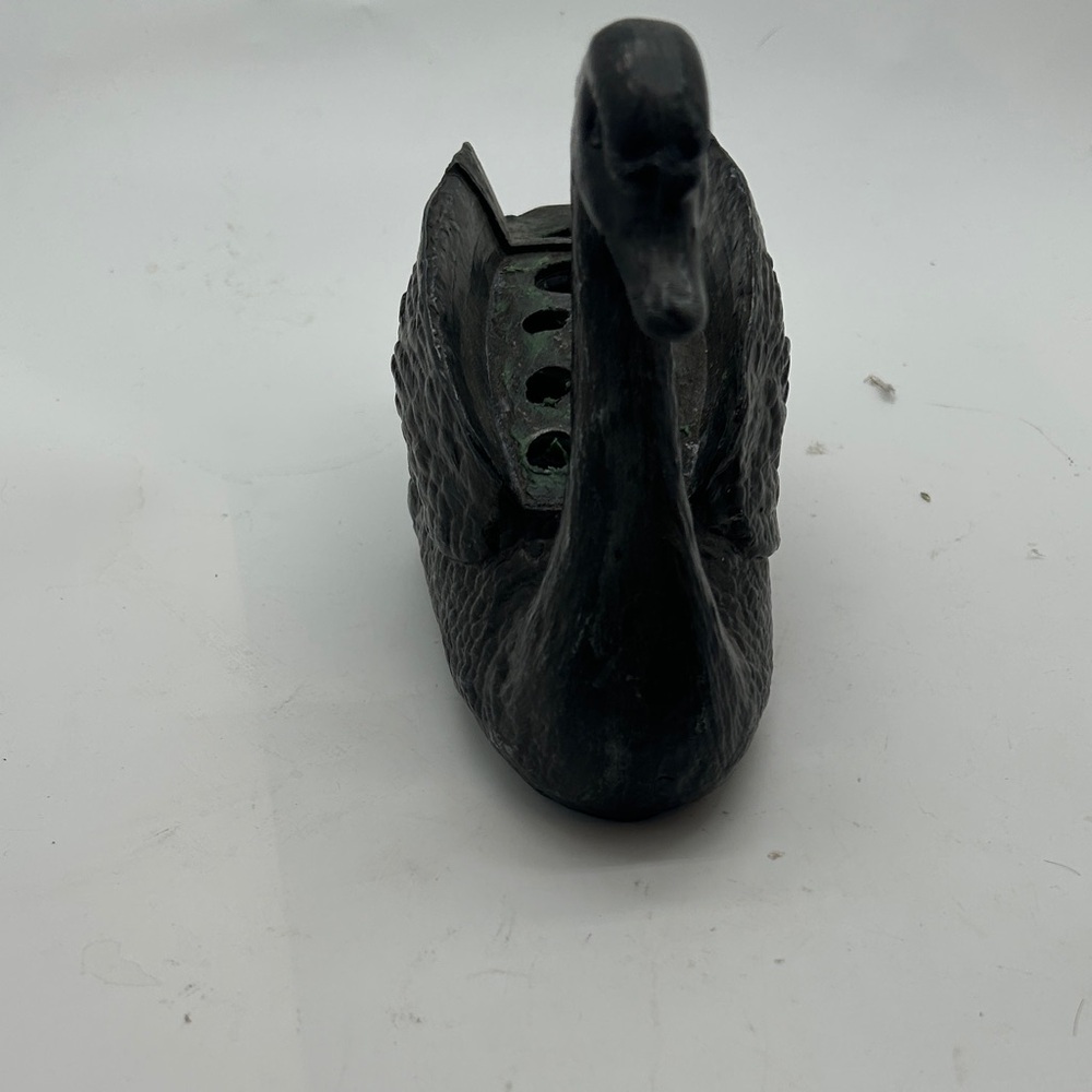 Elegant Petite Cast IronSwan Sculpture Candle Holder - Picture 3 of 5